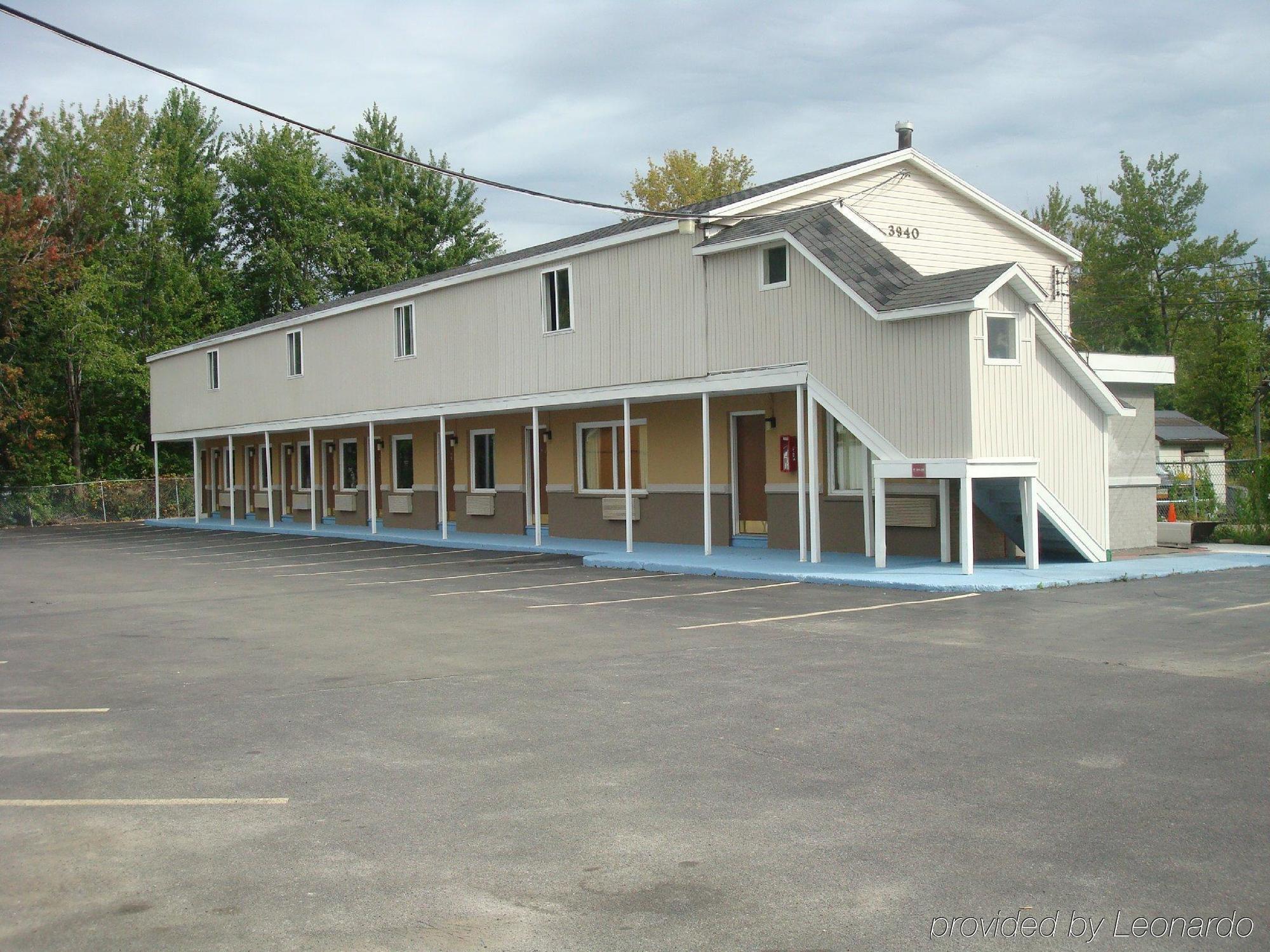Red Carpet Inn Orchard Park Exterior photo
