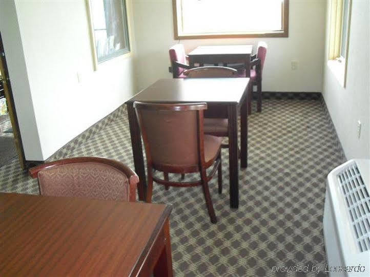 Red Carpet Inn Orchard Park Exterior photo